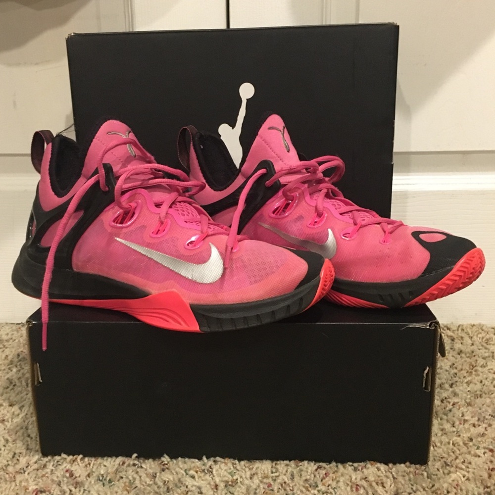 KAY YOW X NIKE HYPERREV 2015 “THINK PINK” BASKETBALL SHOES